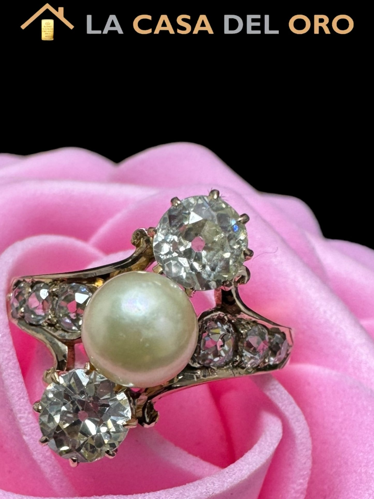 Anillo con perla y diamantes 1.10ct en oro rosado 18 kt