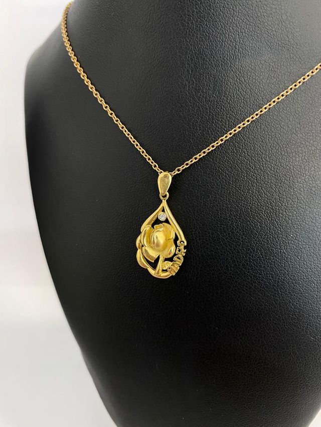 COLGANTE MADRE CON ROSA ORO DE 18KT