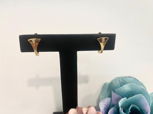 PENDIENTES TRIANGL DIAMANTITOS, ORO 18KT