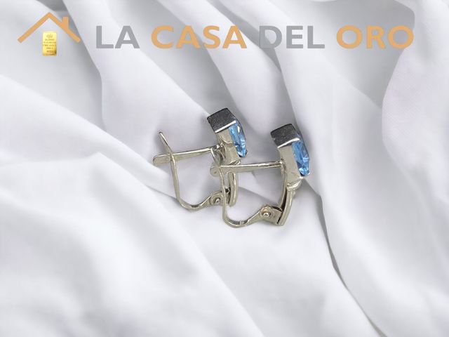 Pendientes con circonita azul, o.b 18kt