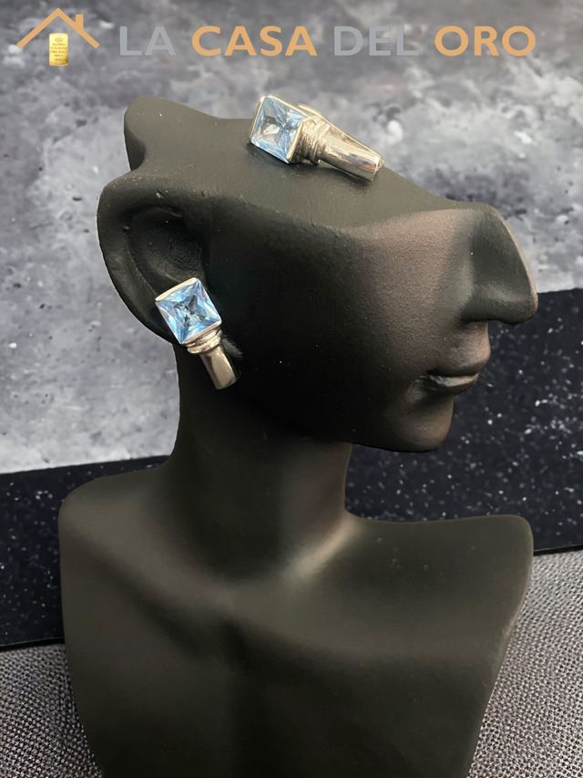 Pendientes con circonita azul, o.b 18kt