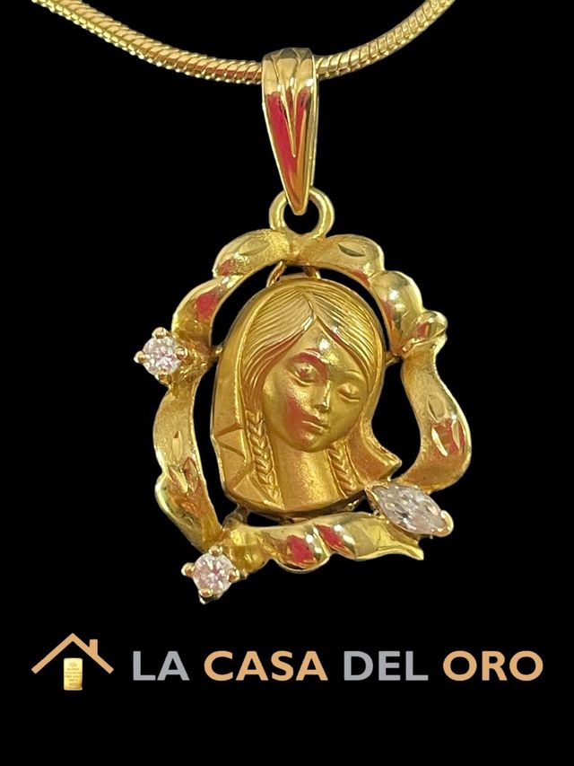 Colgante silueta mujer, oro 18kt